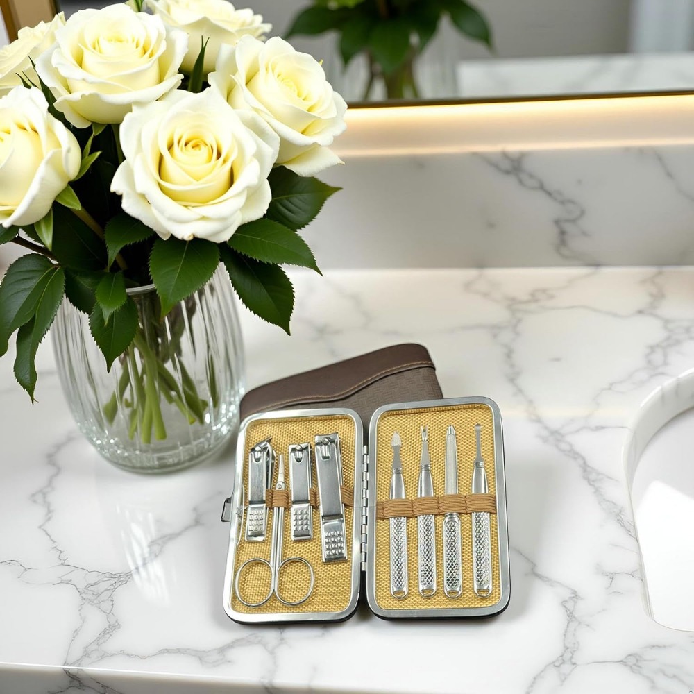 Professional Manicure Pedicure - Mens Grooming Kit Case 评论和价格